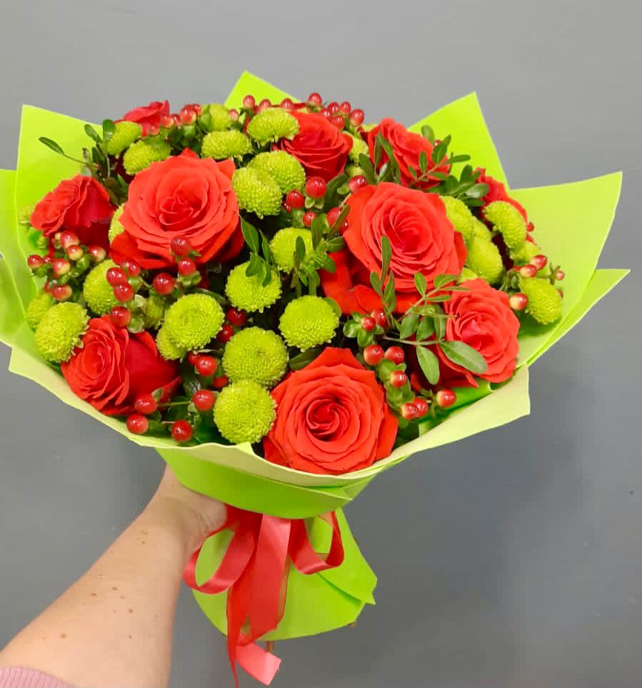 Букет цветов из: Хризантемы и Розы в Залари