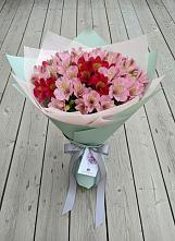 Букет цветов из:  Альстромерии в Залари