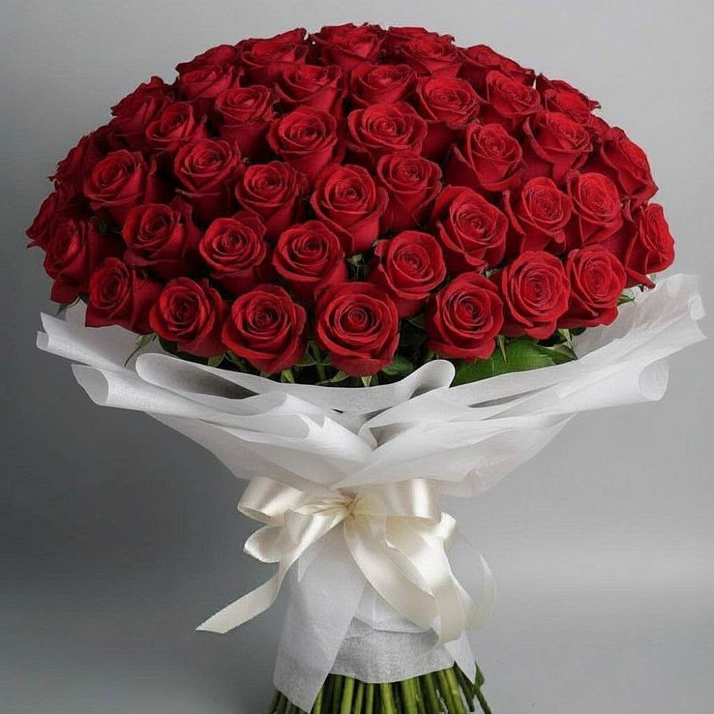 Букет 101 Красная роза Блэк Мэджик в Залари