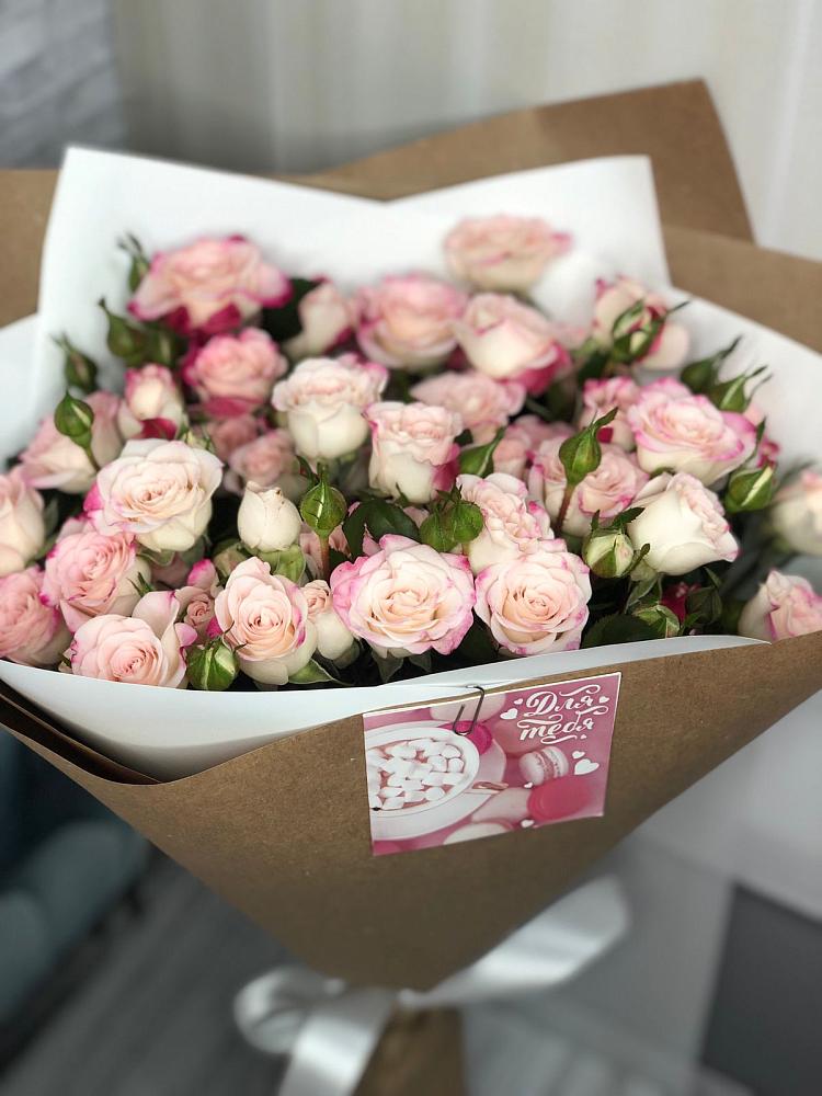 Букет цветов из: Розы в Залари