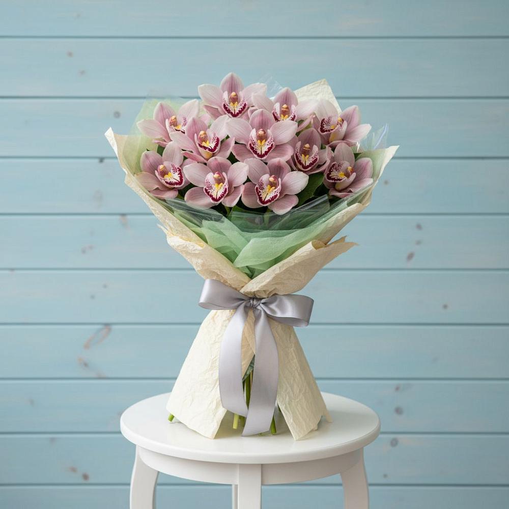 Букет цветов из: Орхидеи и Розы в Залари