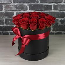 Цветочная композиция из Розы в шляпной коробке в Залари