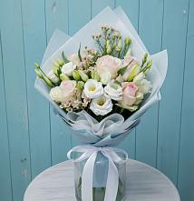 Букет цветов из:  Розы и Лизиантусы в Залари