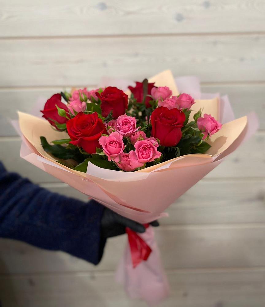 Букет цветов из: Розы в Залари