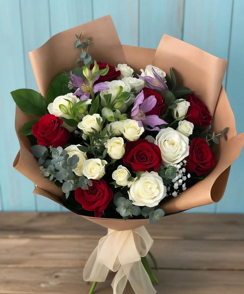 Букет цветов из: Розы и Альстромерии в Залари